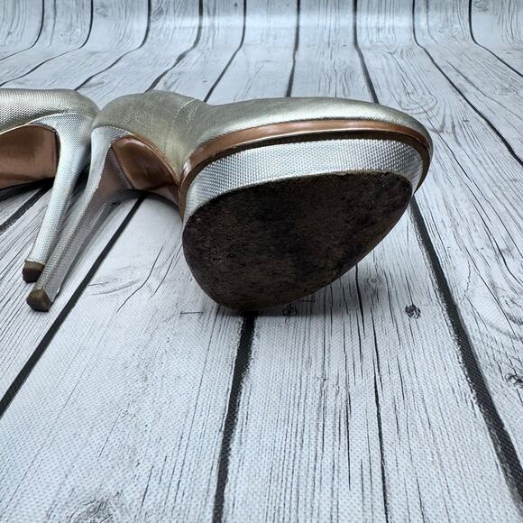 Brian Atwood Metallic Gold Stilettos Size 7 1/2 - Picture 10 of 12